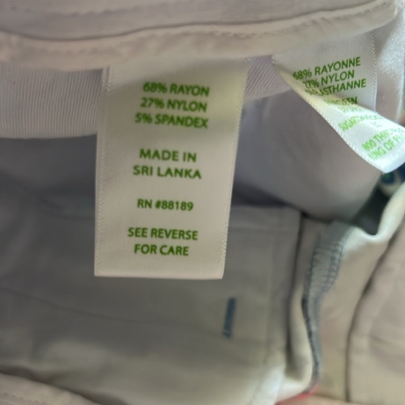 Lilly Pulitzer Shorts 4” - Picture 4 of 4